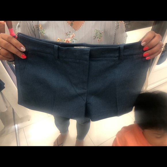 Michael Kors shorts - Picture 2 of 2